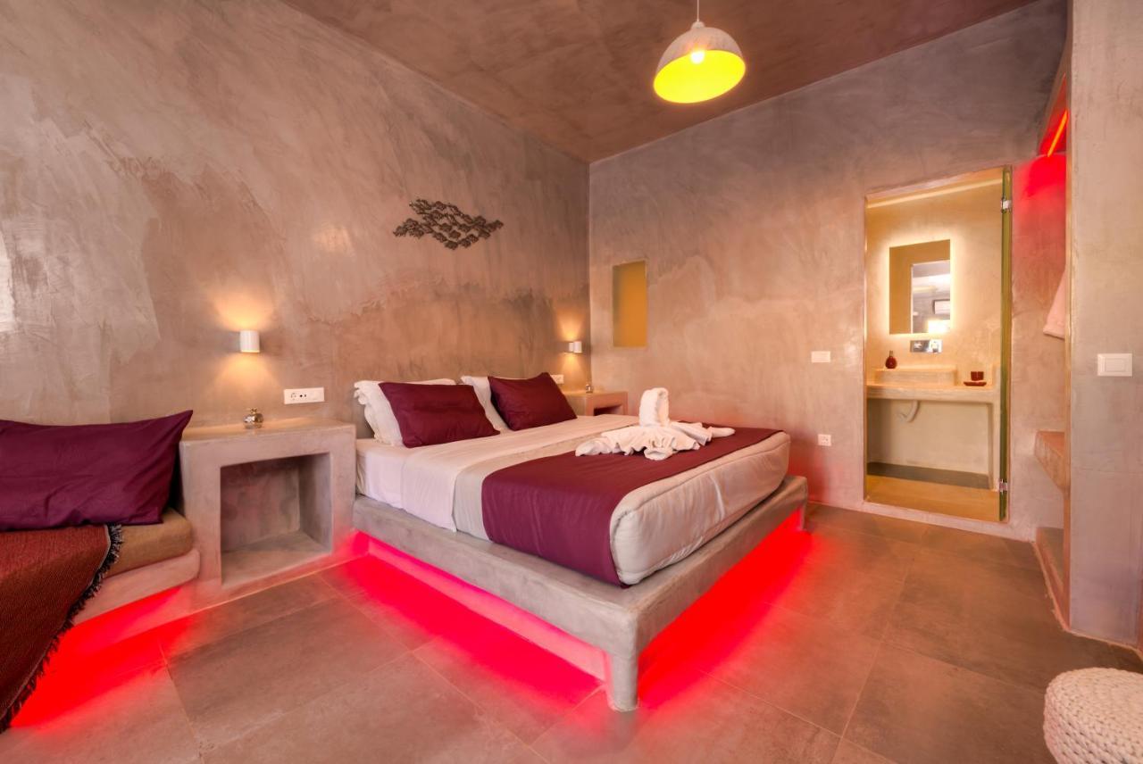 The Muses Of Santorini Private Jacuzzi Suites Vóthon Exteriér fotografie