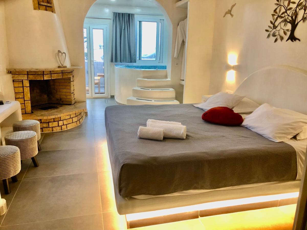 The Muses Of Santorini Private Jacuzzi Suites Vóthon Exteriér fotografie